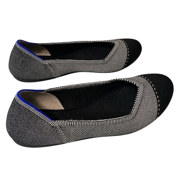 ROTHY’S - SIZE 8.5 WOMEN’S - THE FLAT STYLE -BLACK/WHITE & ROYAL BLUE ACCENT S4 - Picture 7 of 9